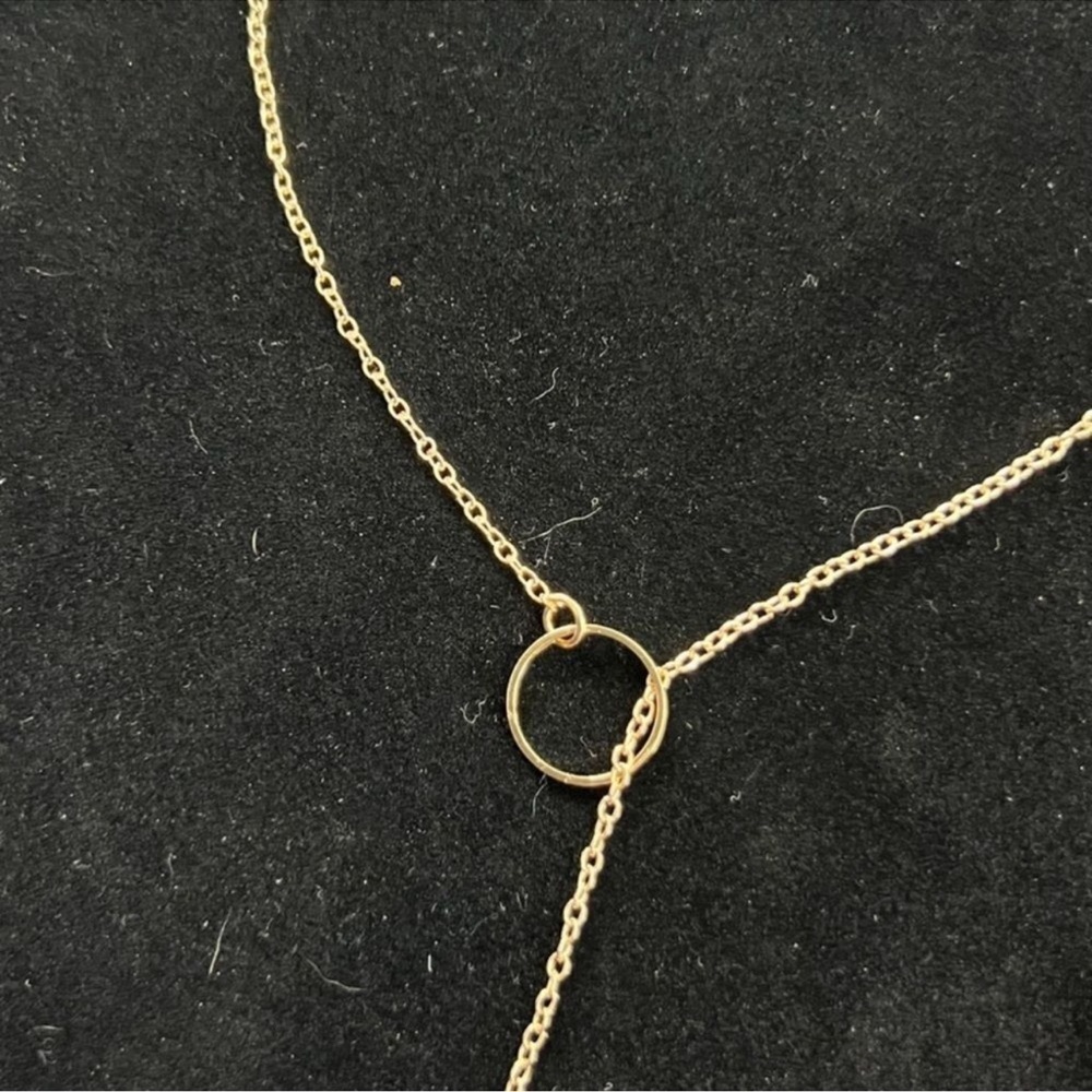 Minimalist, simple gold chain wraparound necklace with bar pendant toggle OSFM - Picture 2 of 4